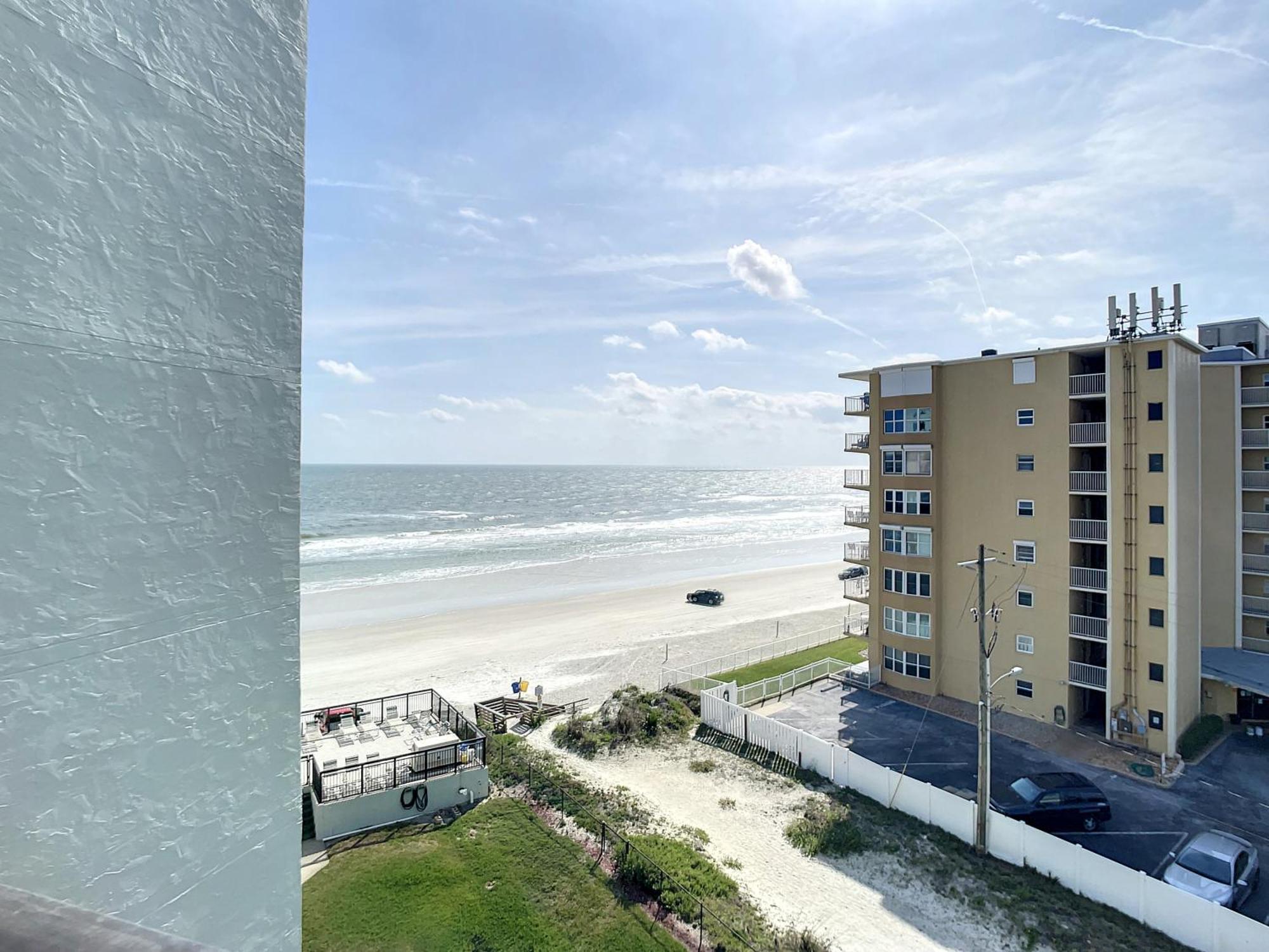 Ocean View With A Beachfront Pool At Ocean Trillium Condo ~ 602 New Smyrna Beach Exterior foto